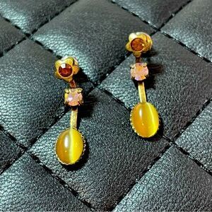 Adorable dainty brass and crystal flower drop earrings